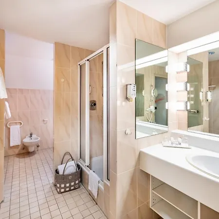 格贝尔罗登堡酒店 酒店 4*