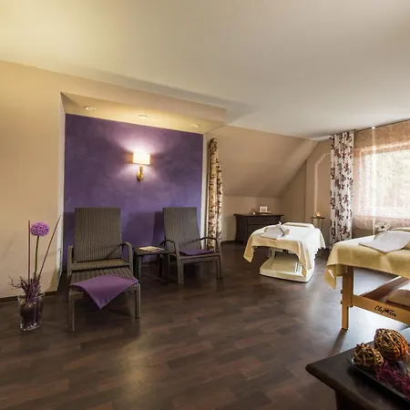 格贝尔罗登堡酒店