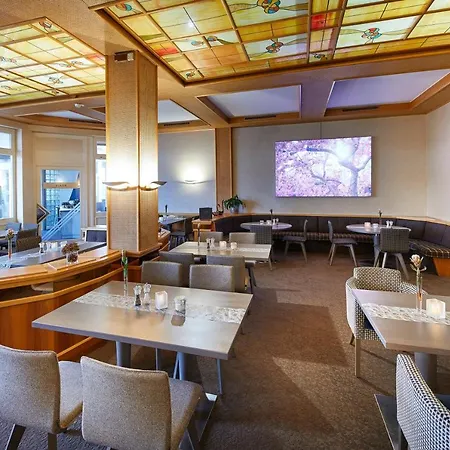 格贝尔罗登堡酒店